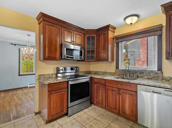 45 Nolan Road, Hamden, CT 06514