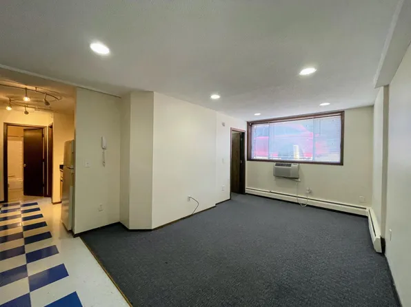 1503 8th St SE, Minneapolis, MN