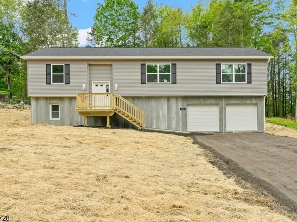 101 Armstrong Rd, Montague Twp., NJ 07827