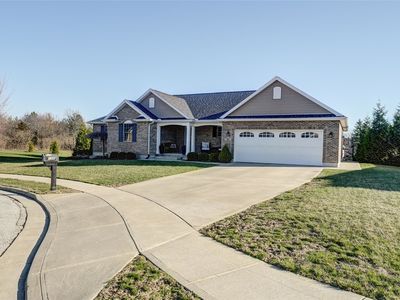105 Bluestone Ct, Greenville, OH, 45331