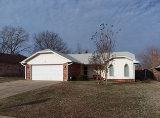 8 Timber Creek Dr, Shawnee, OK 74804