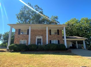 3721 Twinmont St, Memphis, TN 38128