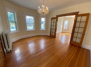 15 Elgin St #2R, West Roxbury, MA 02132