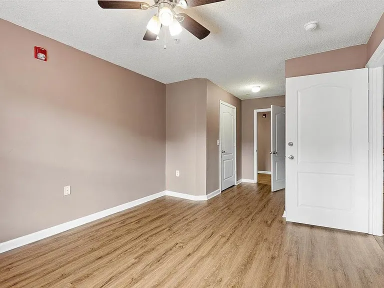 3000 S Adams St #1115 — Photo 10