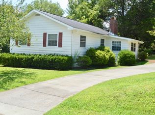 108 Maple Ln, Oak Ridge, TN 37830