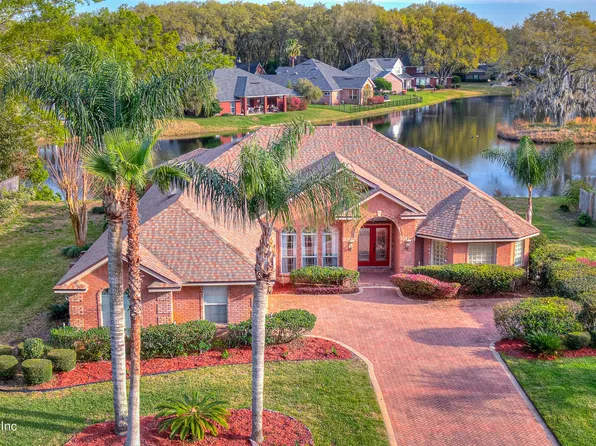 1111 VICTORY LAKE Drive, Jacksonville, FL 32221