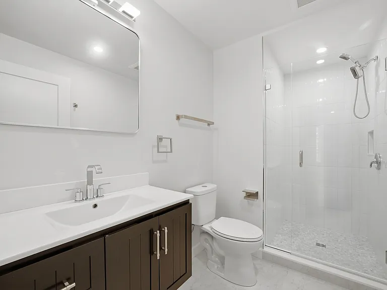 68 Gregory Blvd #1 — Photo 11