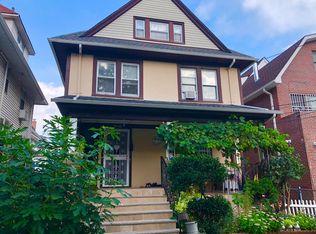 4009 Murray St FL 1, Flushing, NY 11354