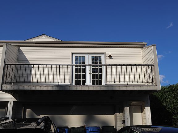 5th image of 1709 Crimson Tree Way APT D