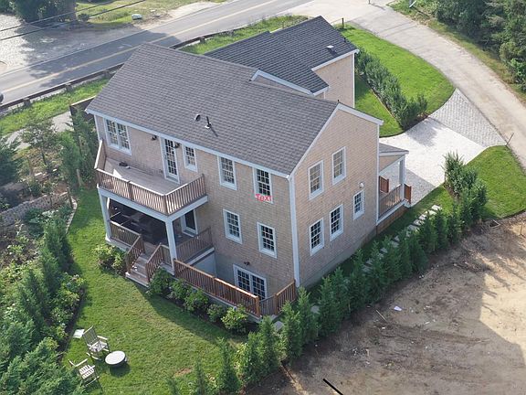 2nd image of 65A Surfside Rd