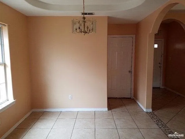 3604 Kingsborough Ave — Photo 5