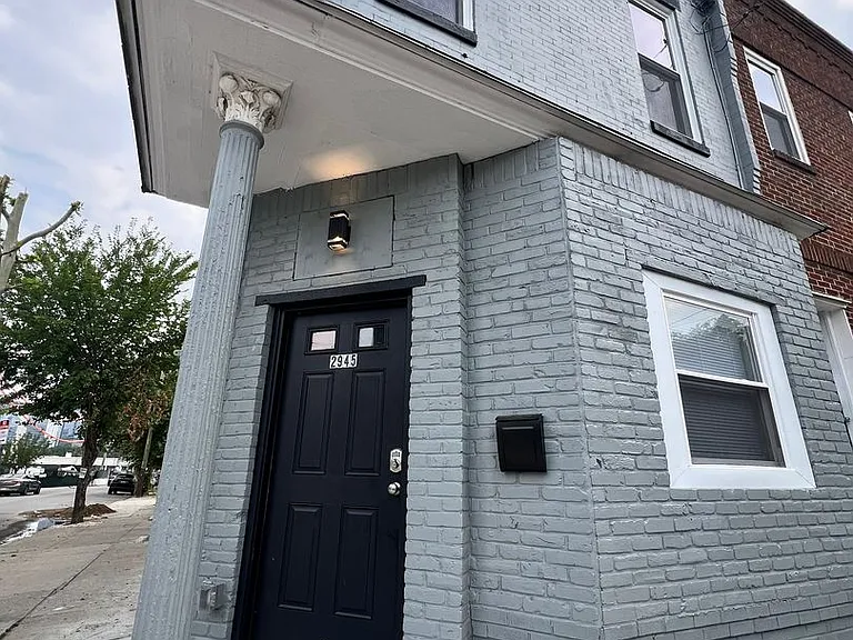 2945 Wharton St — Photo 34