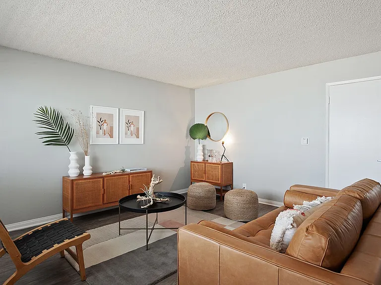 The Circle Apartments at Long Beach — Photo 57