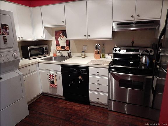 5th image of 430 Emmett St APT F