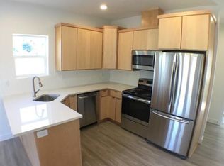 1412 Ferry St SE, Salem, OR 97301