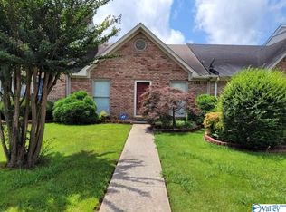 1816 E Brownstone Ct SW, Decatur, AL 35603