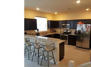 16946 SW 90th Terrace Cir, Miami, FL 33196