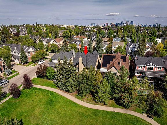 3rd image of 2143 Vimy Way SW