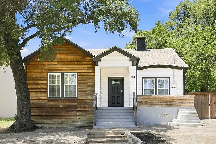 823 Havendon Cir — Photo 1