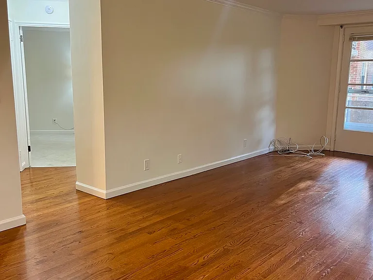 71 Strawberry Hill Ave #217 — Photo 4