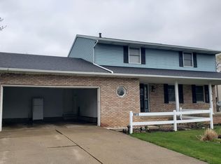 8873 Blitzen Rd NW, North Canton, OH 44720