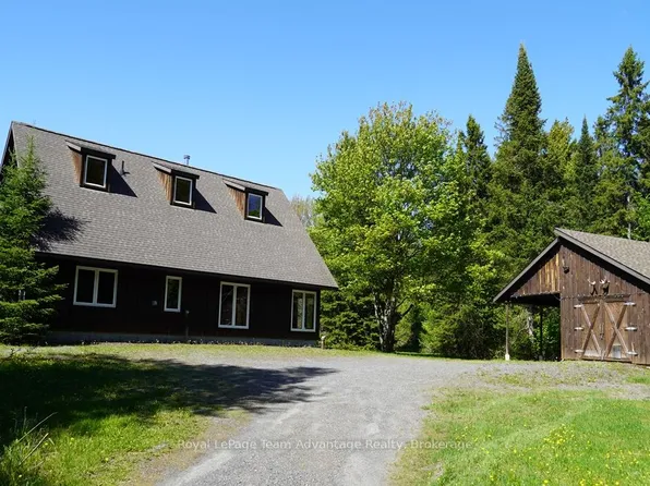 768 Hurdville Rd, McKellar, ON P2A 0B5