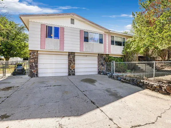 131 Quick Silver Ave, Hagerman, ID 83332
