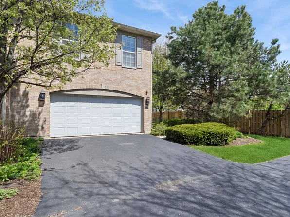 2075 Ivy Ridge Dr, Hoffman Estates, IL 60192