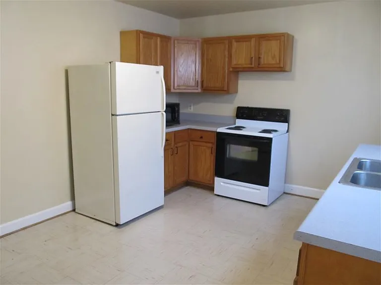 5005 Winchester Dr — Photo 11
