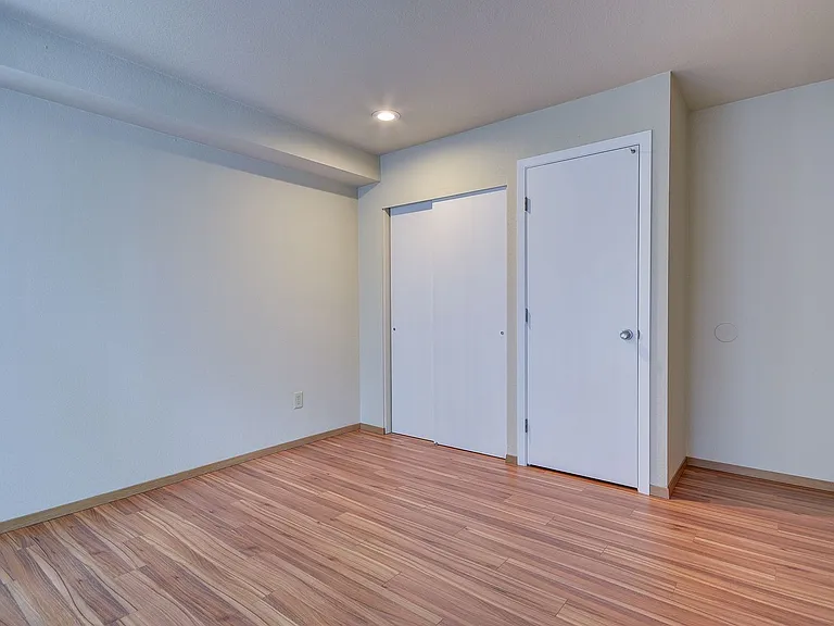 M0832 Arbor Terrace Apartments — Photo 15