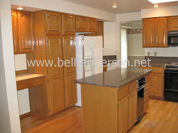 Kitchen (2)
