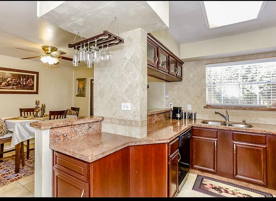 1st image of 10183 Beekman Place Dr