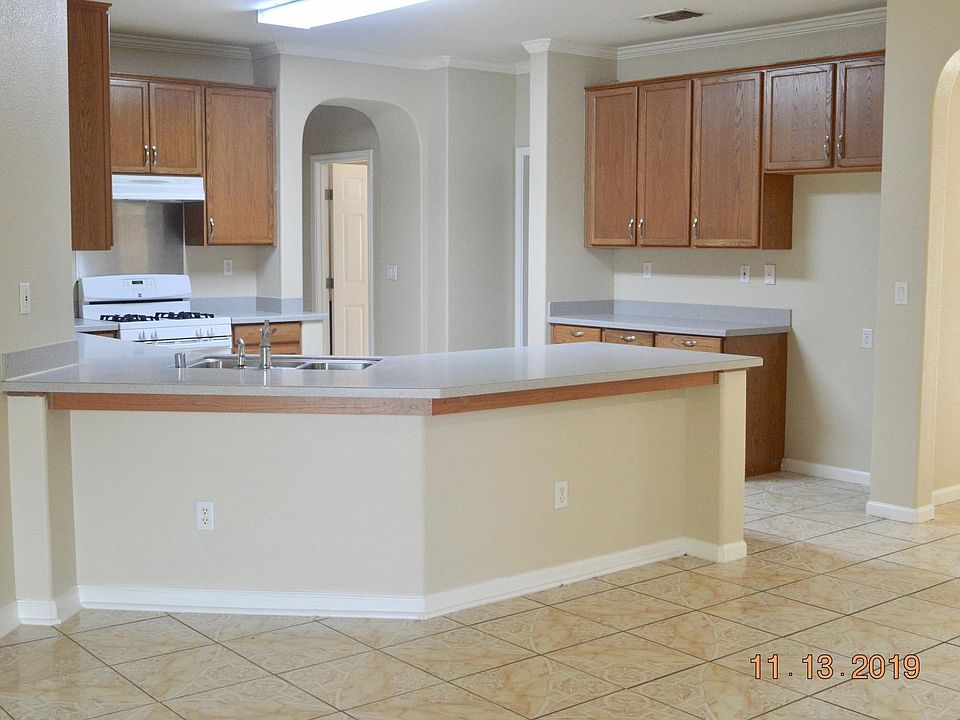 1st image of 290 Tacitus St