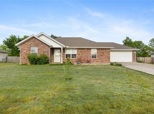 1293 Middlefork Rd, Elkins, AR 72727