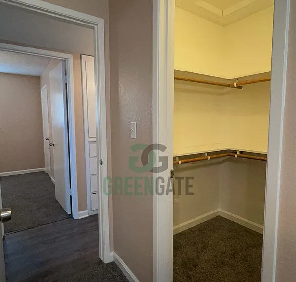 2305 Rose Ave — Photo 27