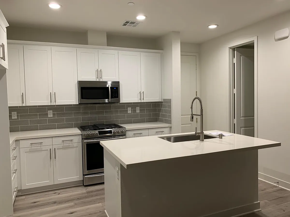 Building Photo - 3277 Vestra Way
