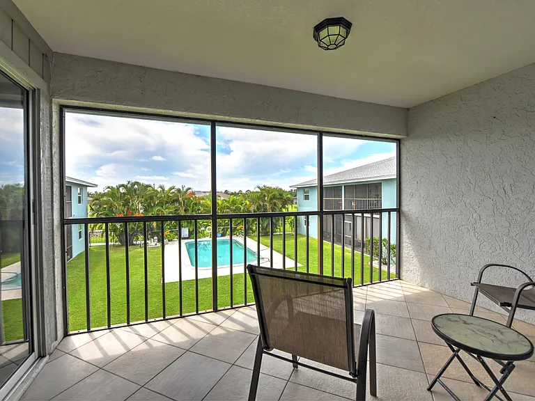 449 Royal Poinciana #221 — Photo 11