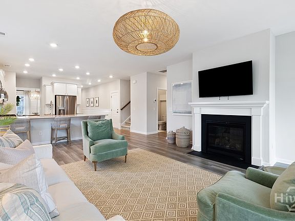 7th image of this home