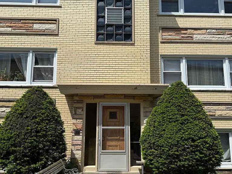 8225 Belmont Ave #2F — Photo 1