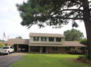 38 Calhoun Rd, Laurel, MS 39443