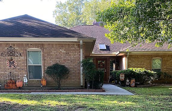 4th image of 12995 Larch Ln