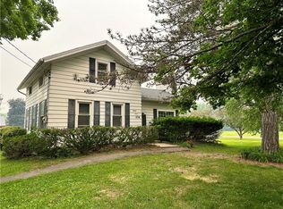 2716 Poplar Hill Rd, Lima, NY 14485