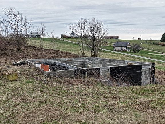 5th image of 10316 Lower Trail Rd NW