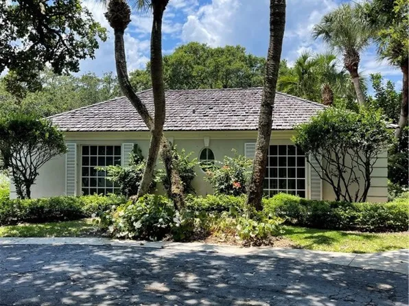 421 Silver Moss Dr, Indian River Shores, FL 32963