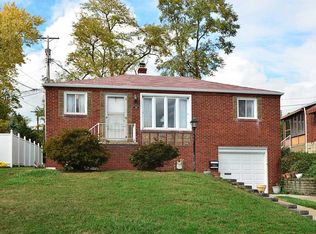 308 Woodhill Rd, West Mifflin, PA 15122