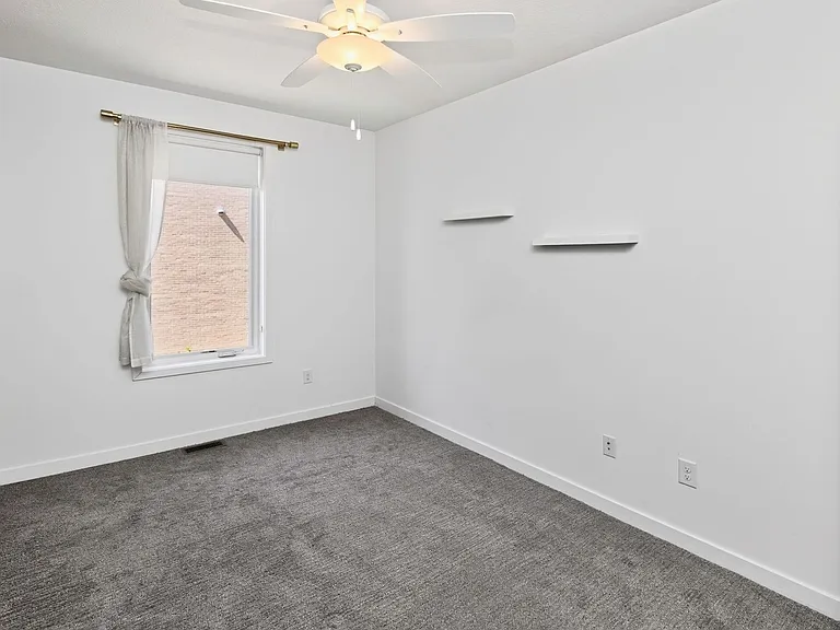 244 E Center St — Photo 17