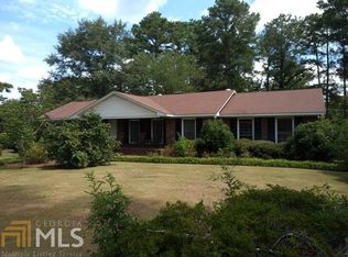 1142 Thompson Dr, Elberton, GA 30635