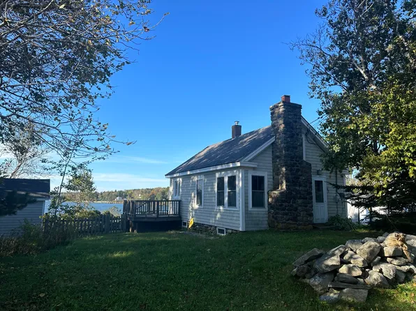 67 Island Road, South Thomaston, ME 04858