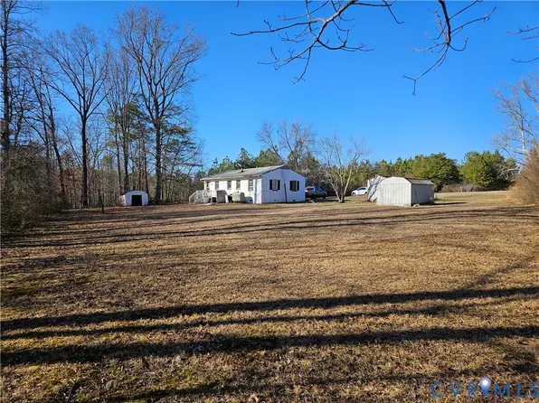 11489 Railroad Ln, Ruther Glen, VA 22546