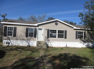 355 S Meadow Dr, Lytle, TX 78052